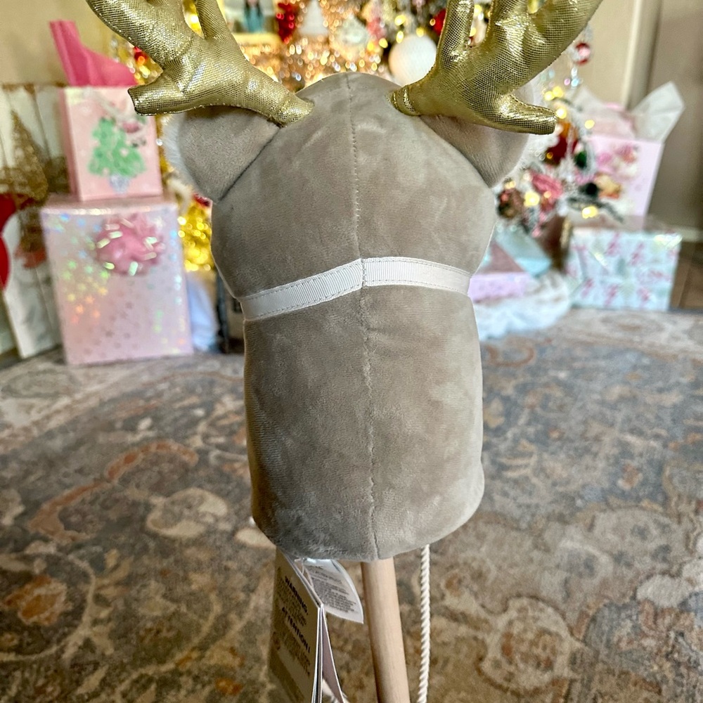 *NWT* H&M Kids Reindeer Hobby Horse Toy - Picture 5 of 9
